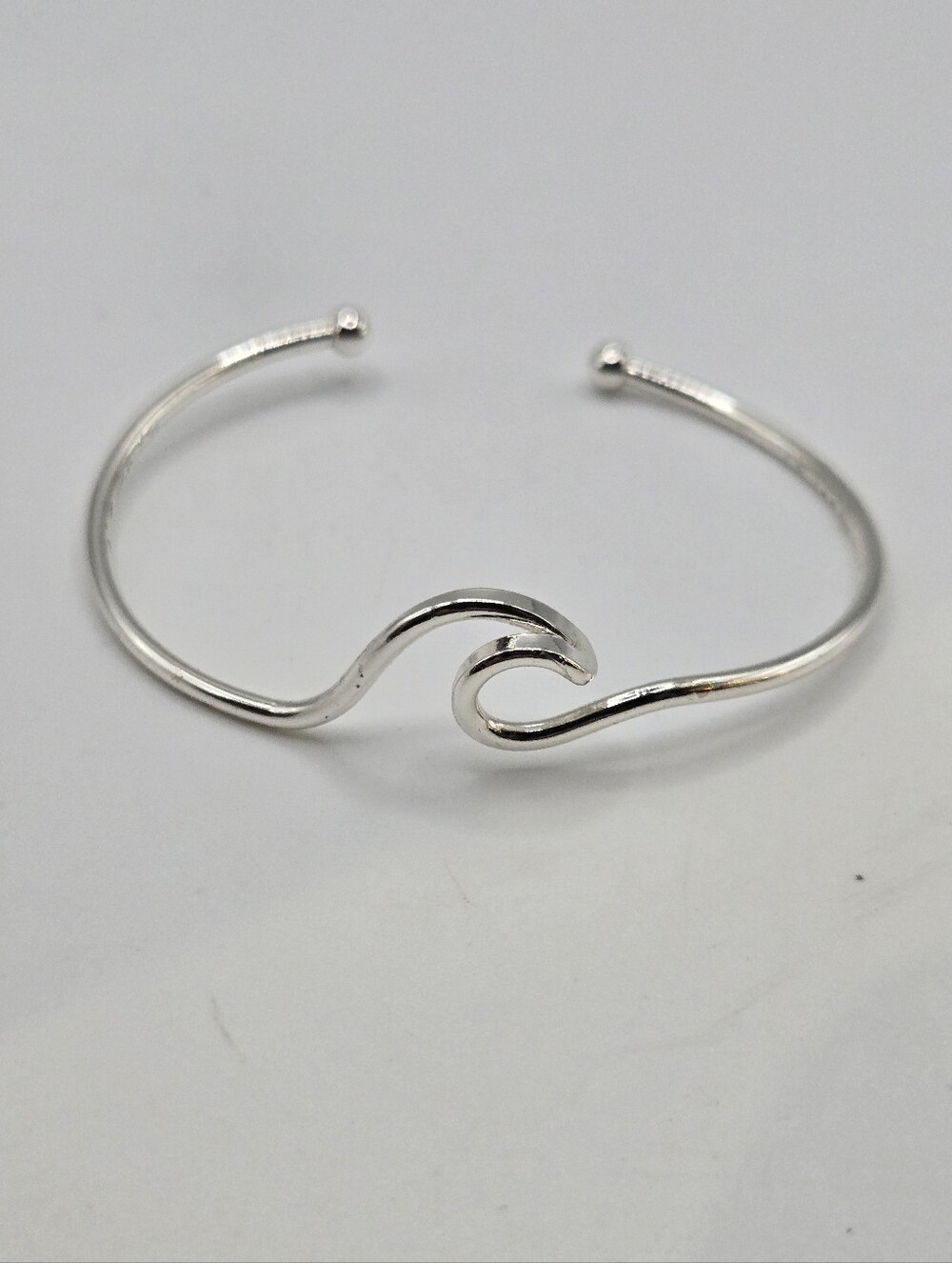 Modernist Brutalist Silvertone Twisted Wave Cuff Bracelet 7" Beachy Boho